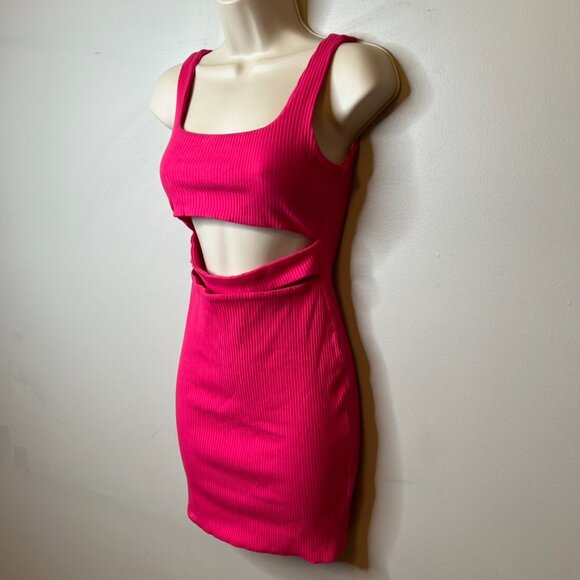 Princess Polly Runaway Pink Mini Dress (4) - Picture 3 of 9